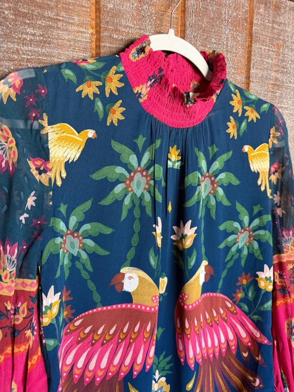 New Farm Rio Long-Sleeve Smocked Blouse size XXS tropical vacation Anthro top - Picture 4 of 13